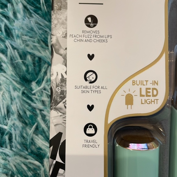 Elle - Picture 3 of 4